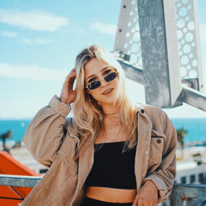 Get inspired by Ramona Flowers